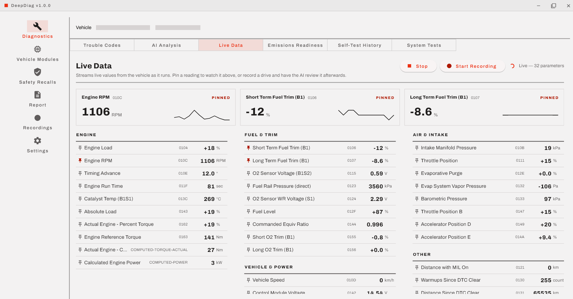 Live Data tab with pinned readings charted above grouped sensor values